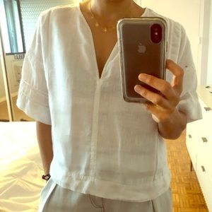 Zara’s Boxy loose white linen and lace top